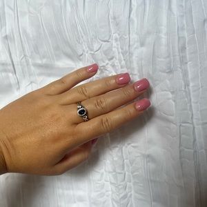 Kay Jewelers Saphire & Silver Ring